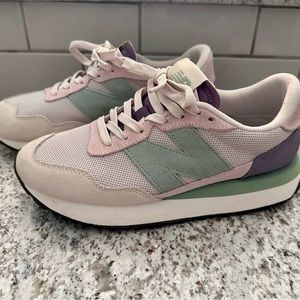 Women’s New Balance 237